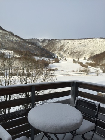Photo:pays de Sancy en blanc