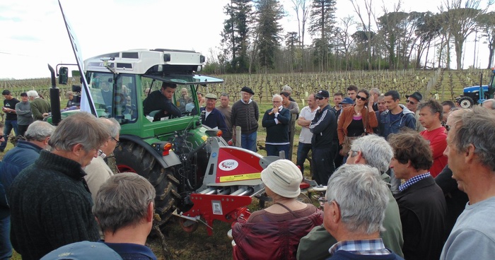 Des machines pour remplacer la chimie (ph chambre agri 33)