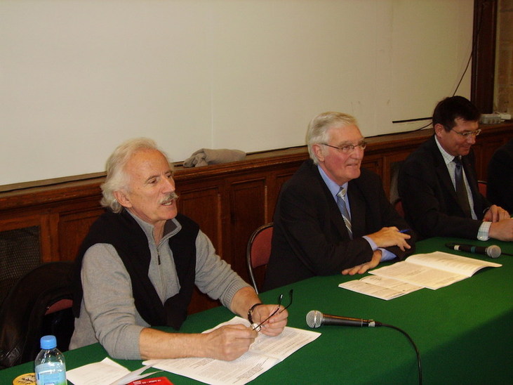 Festival de Sarlat: du mirage de Donogoo aux joies du théâtre musical Festival de Sarlat: du mirage de Donogoo aux joies du théâtre musical