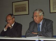 Le préfet D. Schmitt et J-M Berckmans (CRCI Aquitaine) Le préfet D. Schmitt et J-M Berckmans (CRCI Aquitaine)