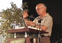 Erik Orsenna "sidéré" par le blocage de la ressource en eau dans le Bassin Adour-Garonne Erik Orsenna "sidéré" par le blocage de la ressource en eau dans le Bassin Adour-Garonne