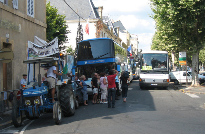 Les retraités agricoles dans la rue à Bergerac