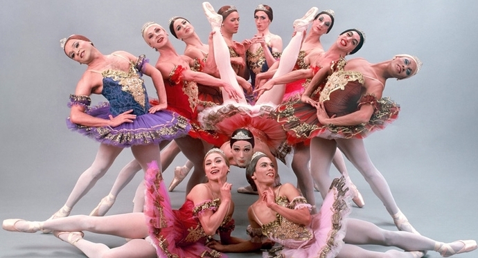 Les Ballets Trockadero de Monte-Carlo : le bonheur fait mâle!