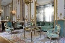 La République rend le bureau de Marie-Antoinette au château de Versailles