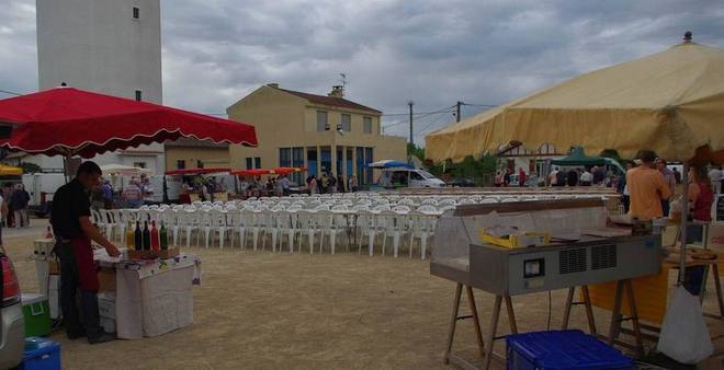 Marché de producteurs de pays à Captieux (Gironde) (Ph Paysud)