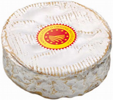 Le camembert AOP se partage en deux 