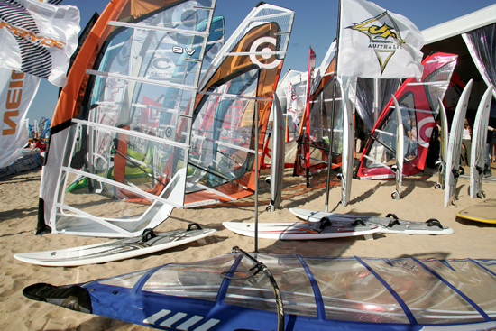 Salon nautique: La Rochelle déploie le Grand Pavois Salon nautique: La Rochelle déploie le Grand Pavois