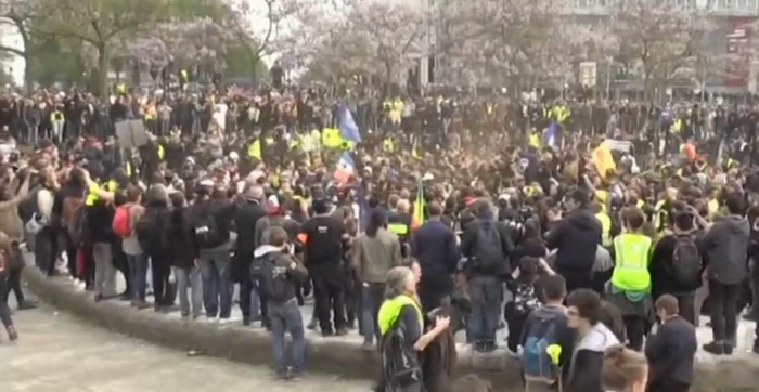 Au mois de mai 2019 à Paris.... (capture d'écran RT)