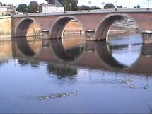 La Dordogne à Bergerac (Ph Paysud) La Dordogne à Bergerac (Ph Paysud)