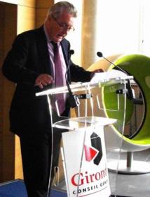 Gironde: Philippe Madrelle prône la rigueur dans le budget du département Gironde: Philippe Madrelle prône la rigueur dans le budget du département