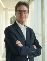 J.-J. Carré président du COS de la Caisse d'Epargne J.-J. Carré président du COS de la Caisse d'Epargne