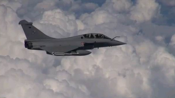 Le Rafale en vol (copie d'écran vidéo Armée de l'Air française)