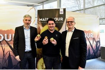 Signature du partenariat  De gauche à droite : Julien Pedelucq, Président Directeur Général du Groupe SIKIG ; Michael Dolet Fayet Vice-Président Délégué Maïsadour ; Christophe Bonno, Directeur Général de Maïsadour (ph DR)