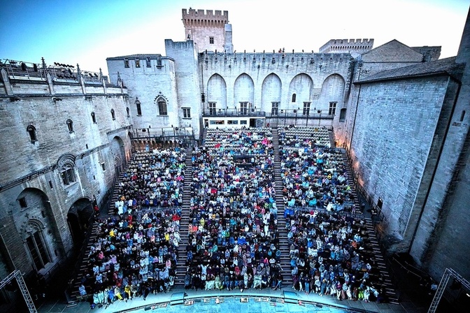 PH d'annonce du spectacle du  26 juilllet à Avignon (DR)