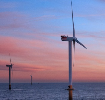 Une ferme pilote d'éoliennes flottantes au large de Gruissan