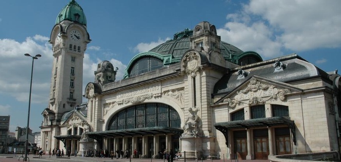 La gare de Limoges Bénédictins, la troisième construite dès l'arrivée du chemin de fer,monument historique, snobée par les LGV...(ph site SNCF)