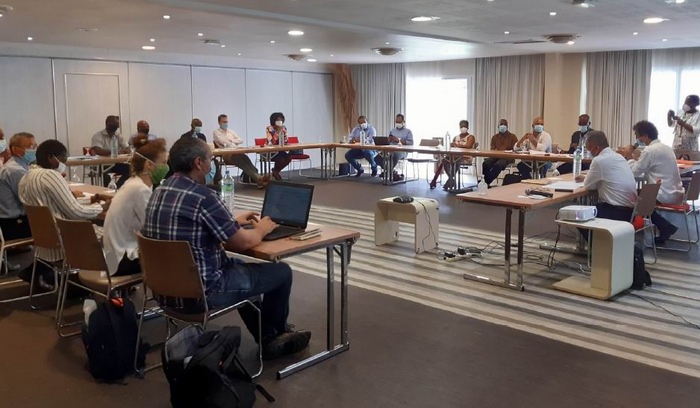 L'AG constitutive (DR) L'AG constitutive (DR)