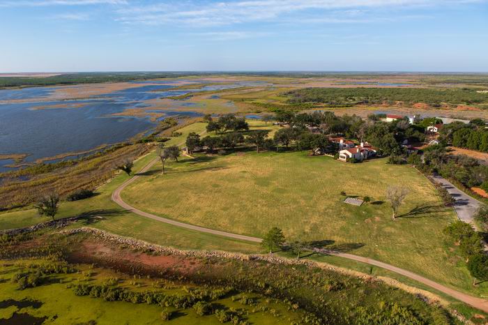 Ph c) Briggs Freeman Sotheby's International Realty