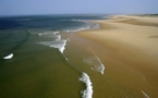 Le  Conseil général de Gironde aide au nettoyage de 126km de plage