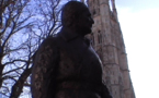 La statue de Chaban-Delmas :hommage à un géant de l'Histoire à Bordeaux
