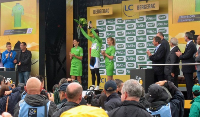 La remise du maillot vert La remise du maillot vert